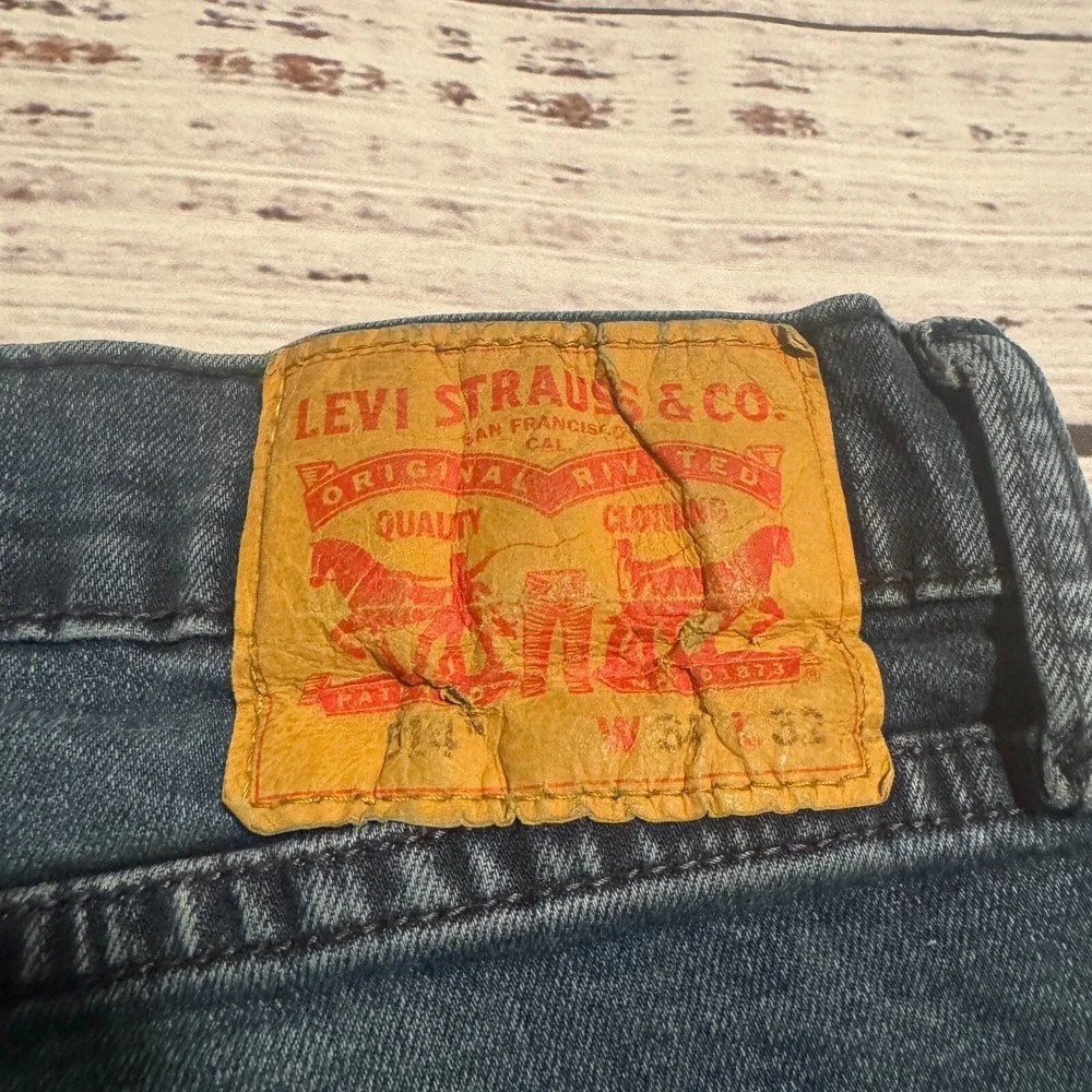 Levi's 514 Straight Fit Dark Wash Denim Blue Jeans Men's Size 34x32 (Fits 32x29)